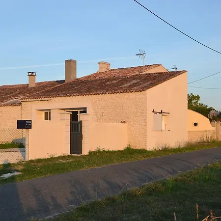 Maison De Campagne Hébergement de vacances Saint-André-de-Lidon