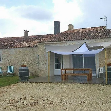 Hébergement de vacances Maison De Campagne Saint-André-de-Lidon